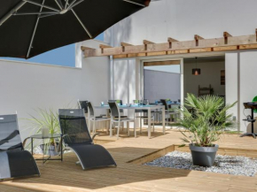 Apartment Les Patios de Flore-1 by Interhome